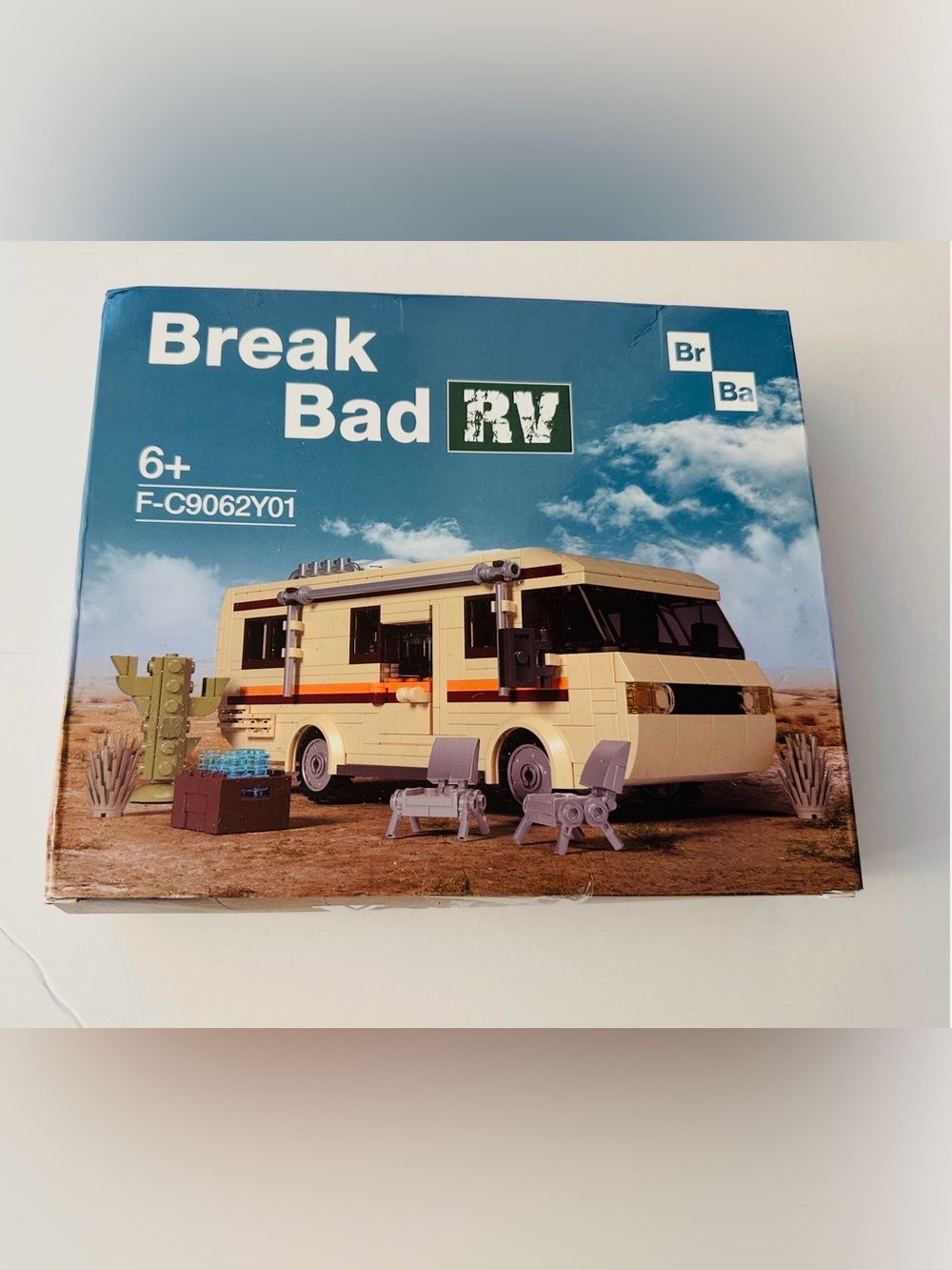 Break Bad RV Building Set - Beige and Orange Camper*Brand New*